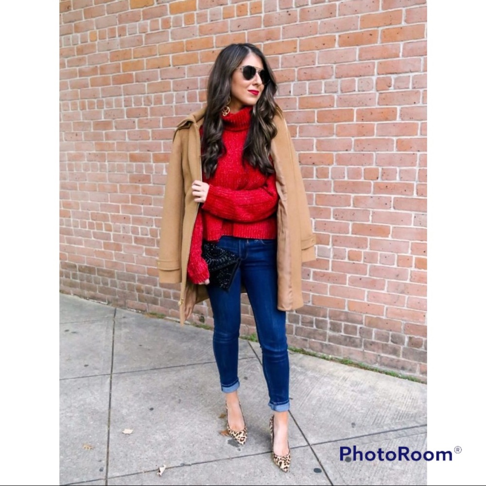 Casual Corner Red Long Sleeve Turtleneck Sweater.